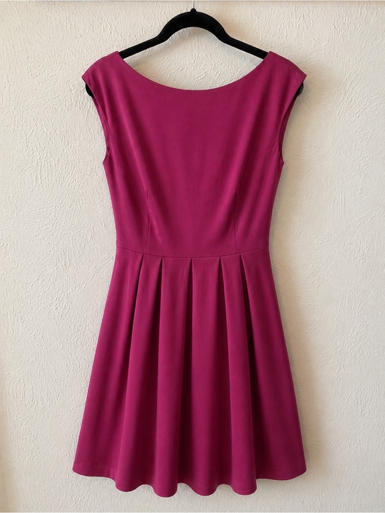 Shoshanna Dresses & Skirts - Shoshanna Fuchsia/Magenta Fit & Flare Dress Size 8